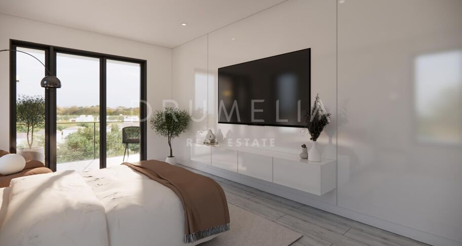 Proyecto de villa contemporánea con piscina y solárium en Elviria, Marbella Este