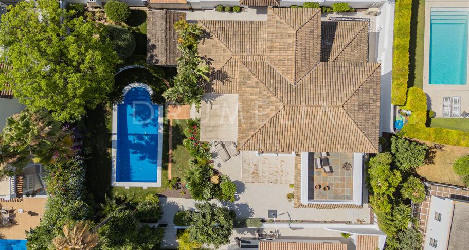 Casa Miranda - Villa in Los Llanos de Nagüeles. Opportunity for investors near Sierra Blanca, Marbella