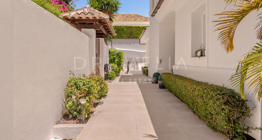 Casa Miranda - Villa in Los Llanos de Nagüeles. Opportunity for investors near Sierra Blanca, Marbella