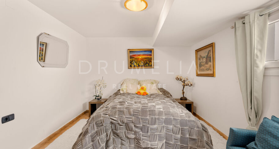 Casa Miranda - Villa in Los Llanos de Nagüeles. Opportunity for investors near Sierra Blanca, Marbella
