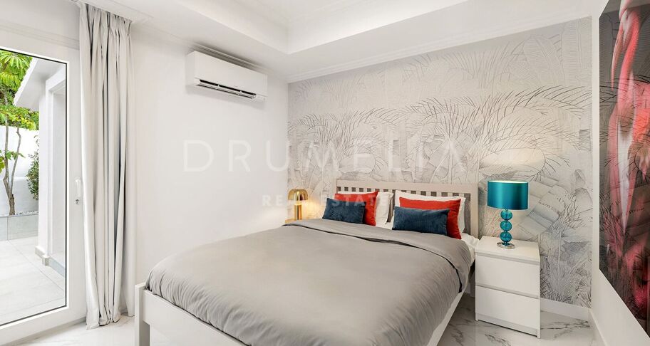 Renovierte strandnahe Villa in Marbesa, Marbella Ost