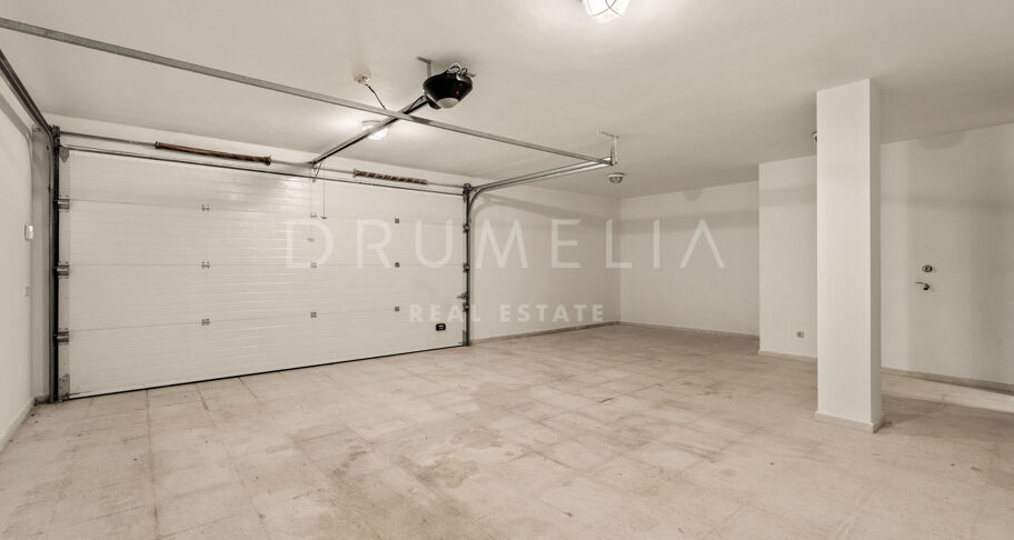 Villa i La Zagaleta, Benahavís med Panoramautsikt og Privatliv