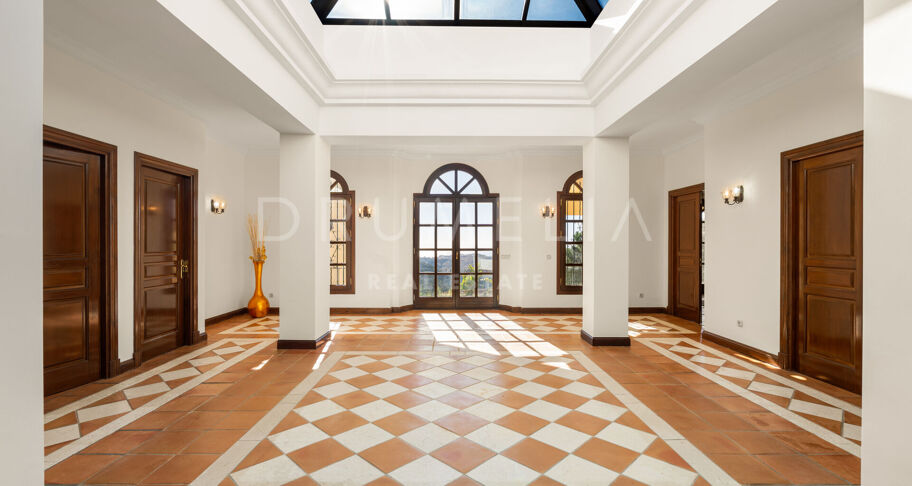 Villa i La Zagaleta, Benahavís med Panoramautsikt og Privatliv