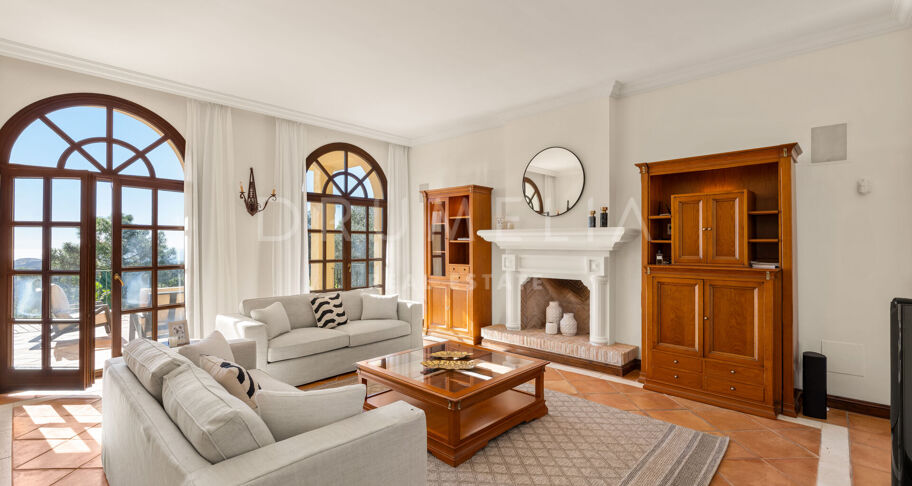 Villa i La Zagaleta, Benahavís med Panoramautsikt og Privatliv