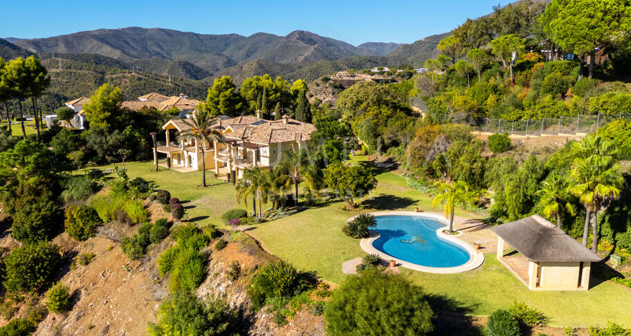 Villa i La Zagaleta, Benahavís med Panoramautsikt og Privatliv