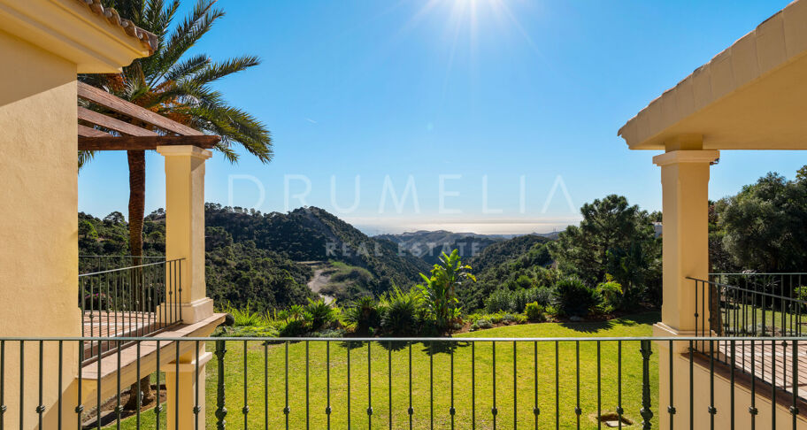 Villa i La Zagaleta, Benahavís med Panoramautsikt og Privatliv