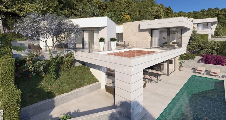 Modern lyxvilla med panoramautsikt i kullarna ovanför Málaga