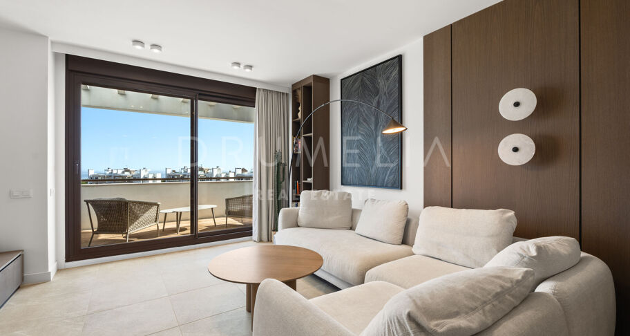 Moderne toppleilighet med havutsikt i Estepona