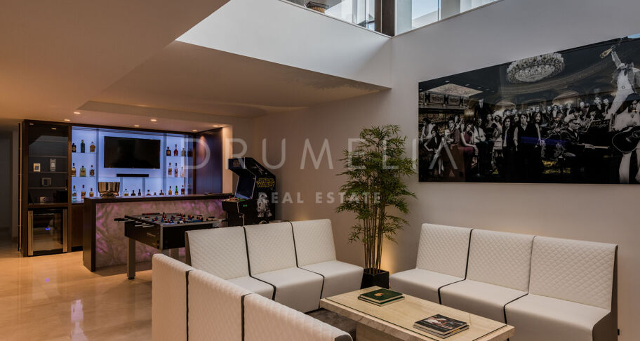 Eerstelijns Golf Moderne Luxe Villa met Uitzicht, Los Flamingos, Benahavis
