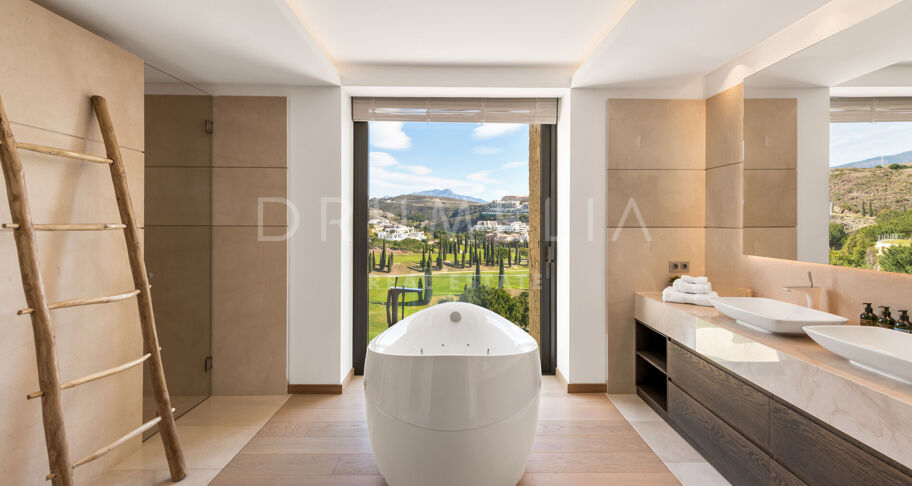 Eerstelijns Golf Moderne Luxe Villa met Uitzicht, Los Flamingos, Benahavis