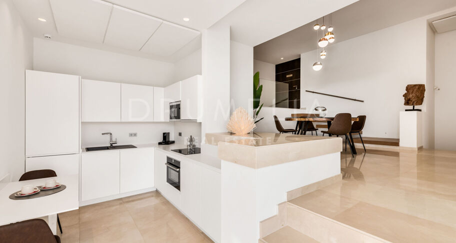 Eerstelijns Golf Moderne Luxe Villa met Uitzicht, Los Flamingos, Benahavis