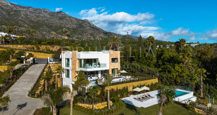 Villa de luxe avec vue mer à Marbella Hill Club
