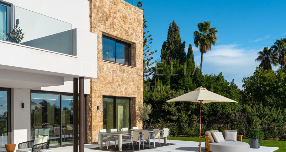 Villa de luxe avec vue mer à Marbella Hill Club