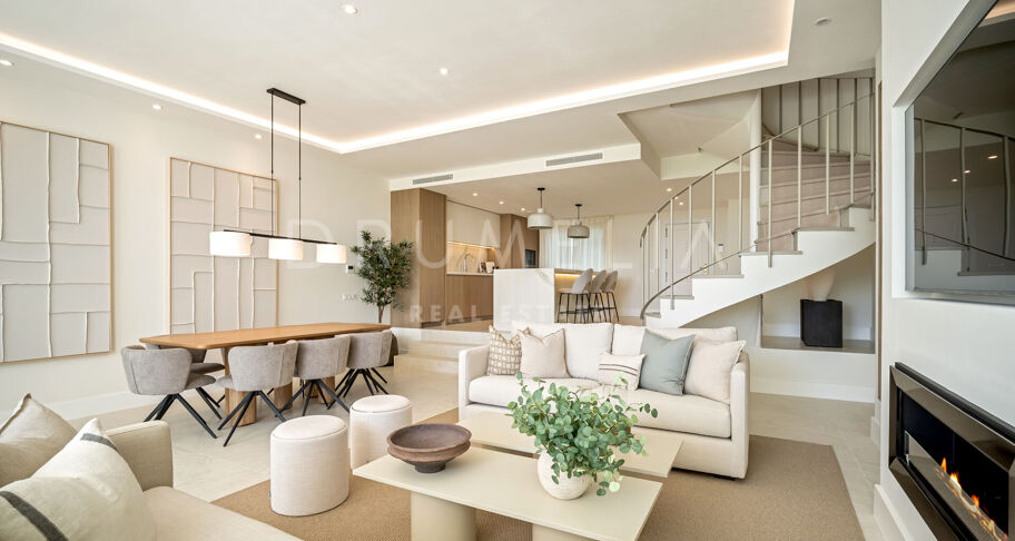 Renoverad radhus i frontläge vid golfbanan i La Quinta med panoramautsikt