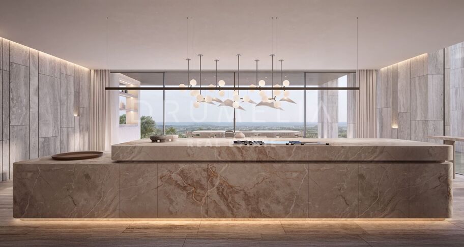 Neubau Villa mit Panoramablick auf das Meer und Gibraltar Ansichten in La Reserva, Sotogrande