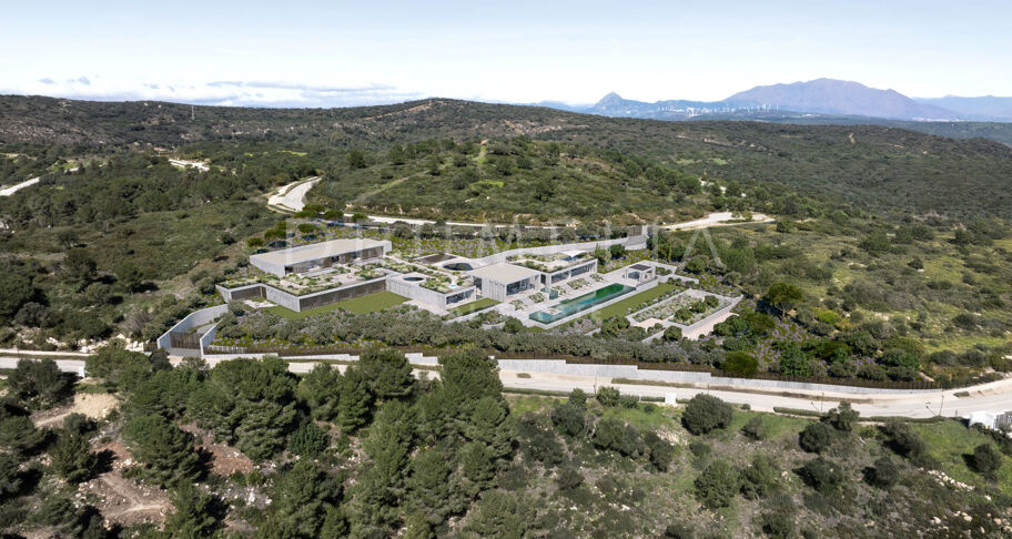 Neubau Villa mit Panoramablick auf das Meer und Gibraltar Ansichten in La Reserva, Sotogrande