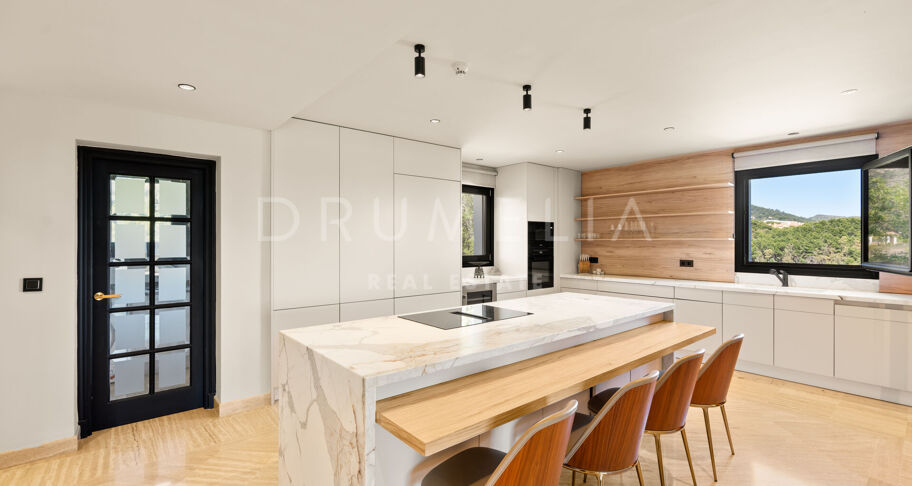 Duplex Penthouse med Havutsikt i Monte Paraiso, Marbella Golden Mile