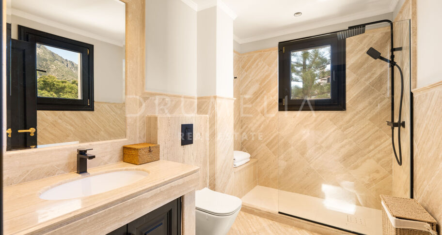 Duplex Penthouse med Havutsikt i Monte Paraiso, Marbella Golden Mile