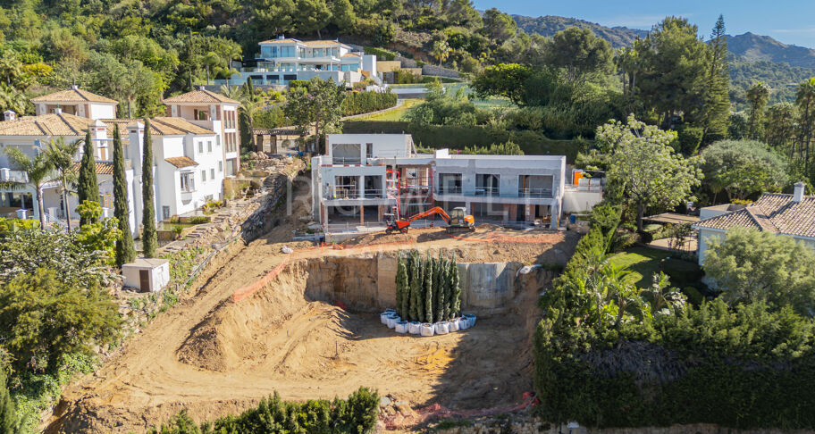 The Oasys - Lyxig samtida villa i Cascada de Camoján med avskildhet och öppna havsvyer