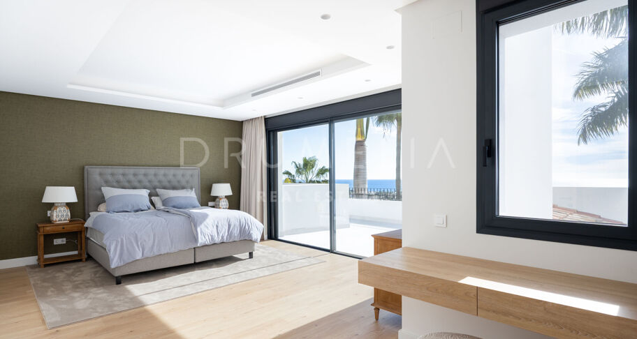 Renovated villa with panoramic views in Los Flamingos, Benahavís
