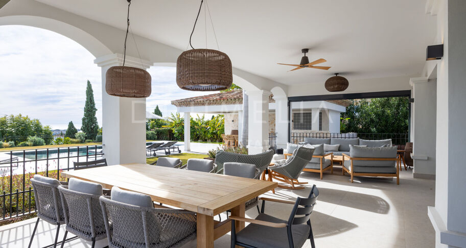 Renovated villa with panoramic views in Los Flamingos, Benahavís