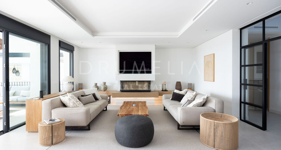 Renovated villa with panoramic views in Los Flamingos, Benahavís