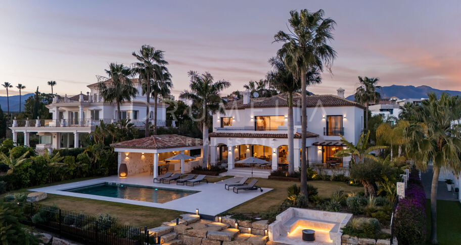 Renovated villa with panoramic views in Los Flamingos, Benahavís