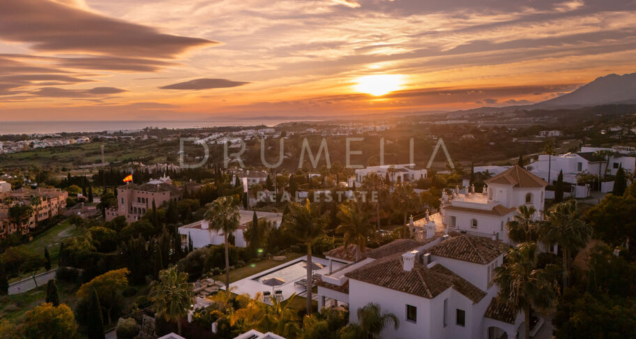 Renovated villa with panoramic views in Los Flamingos, Benahavís