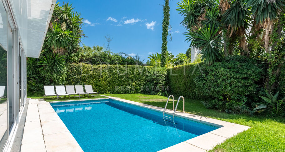 Villa independiente en Los Monteros, Marbella Este