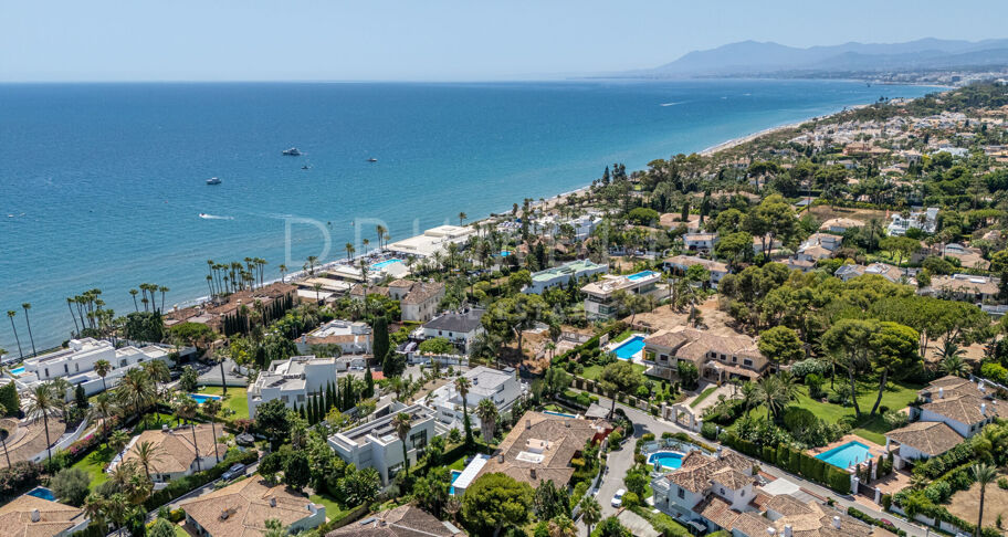 Villa independiente en Los Monteros, Marbella Este