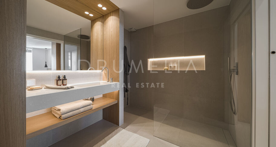 Apartamento de tres dormitorios en La Cerquilla, Nueva Andalucía