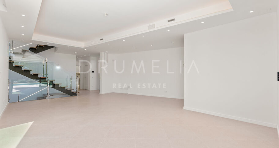 Villa zum Verkauf in Estepona