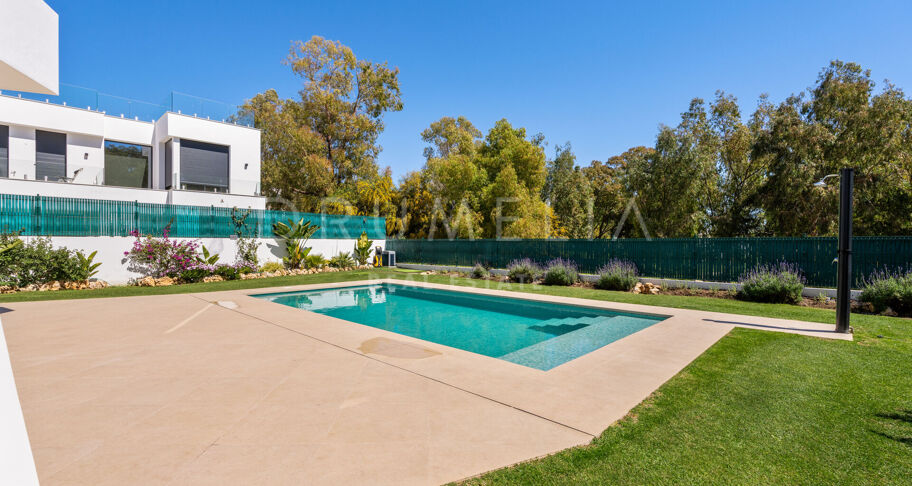 Villa zum Verkauf in Estepona