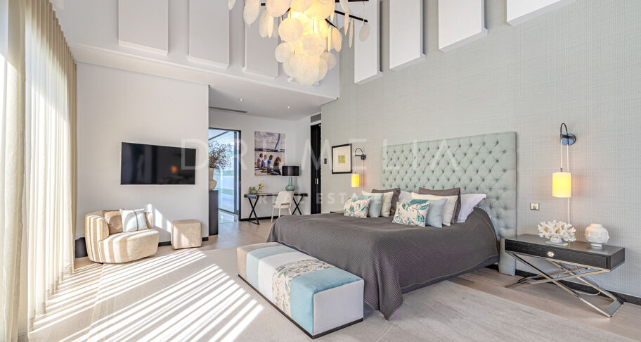 Contemporary villa for sale in Guadalmina Baja, San Pedro
