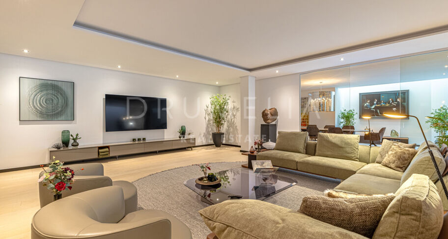 Contemporary villa for sale in Guadalmina Baja, San Pedro
