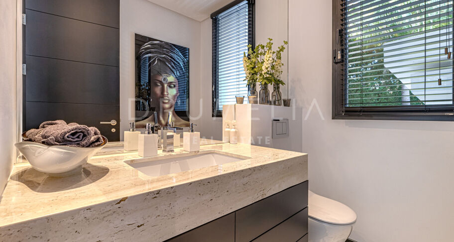 Contemporary villa for sale in Guadalmina Baja, San Pedro