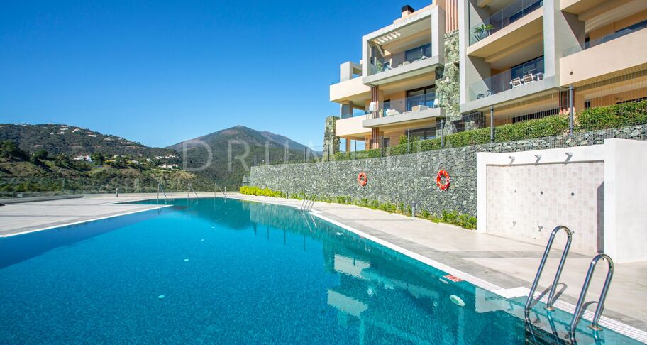 Takvåning med privat takpool i Real de la Quinta