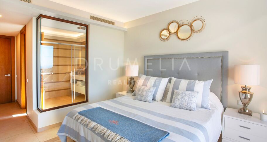Takvåning med privat takpool i Real de la Quinta