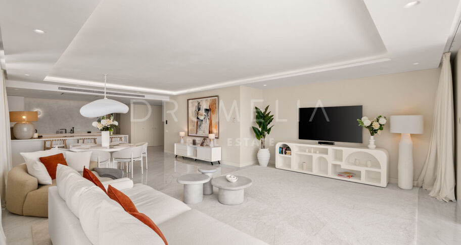 Emare Azure – Appartement exclusif en front de mer avec vue dégagée sur la mer à Emare, Estepona