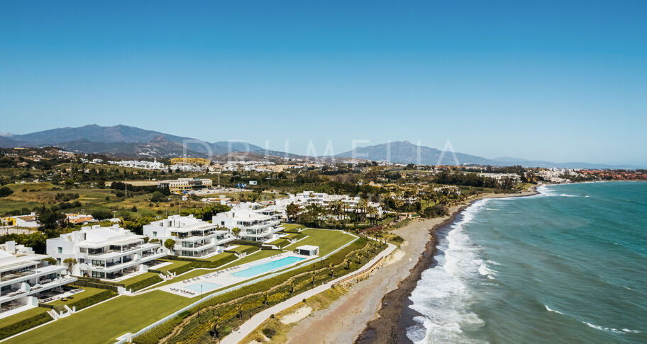 Emare Azure – Appartement exclusif en front de mer avec vue dégagée sur la mer à Emare, Estepona