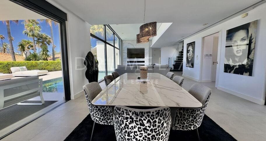 Villa contemporánea en los Monteros a pasos de la playa