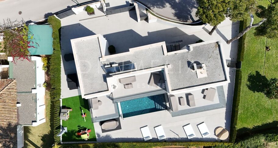 Villa contemporánea en los Monteros a pasos de la playa