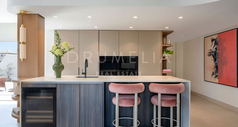 Penthouse aan het strand met privé-dakterras in Dominion Beach