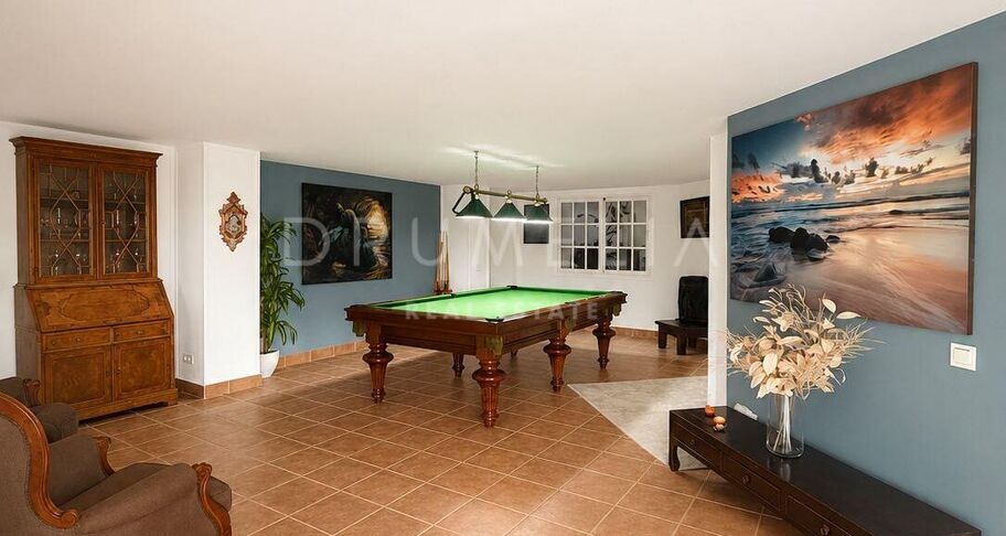 Villa met 8 slaapkamers en privézwembad in El Paraíso Alto