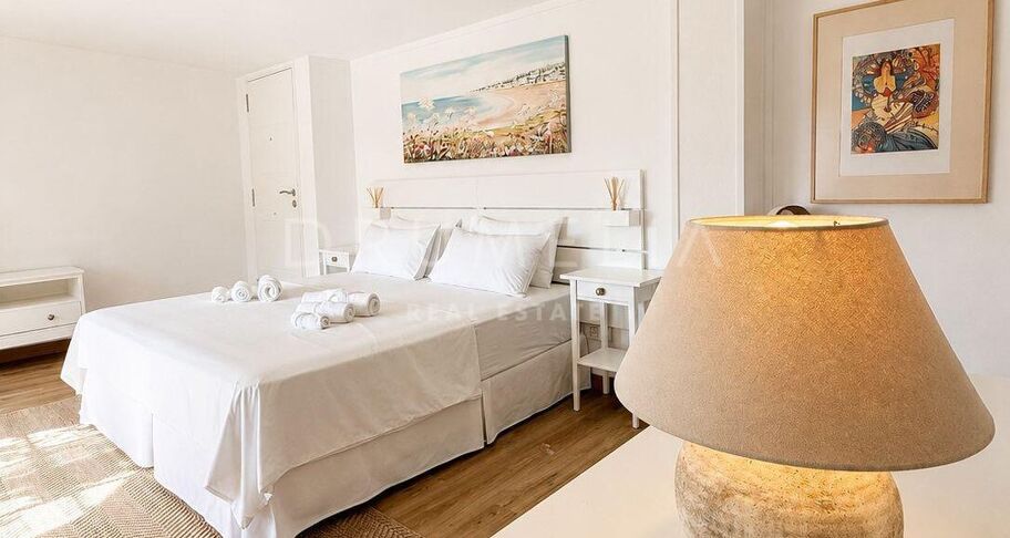 Villa met 8 slaapkamers en privézwembad in El Paraíso Alto