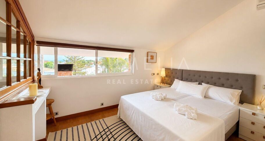 Villa met 8 slaapkamers en privézwembad in El Paraíso Alto