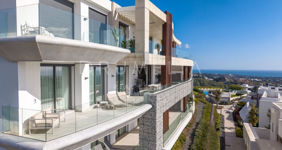 Apartamento en Real de La Quinta con vistas panorámicas