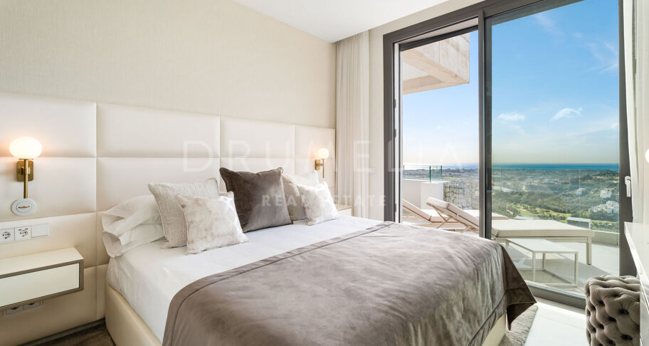 Apartamento en Real de La Quinta con vistas panorámicas
