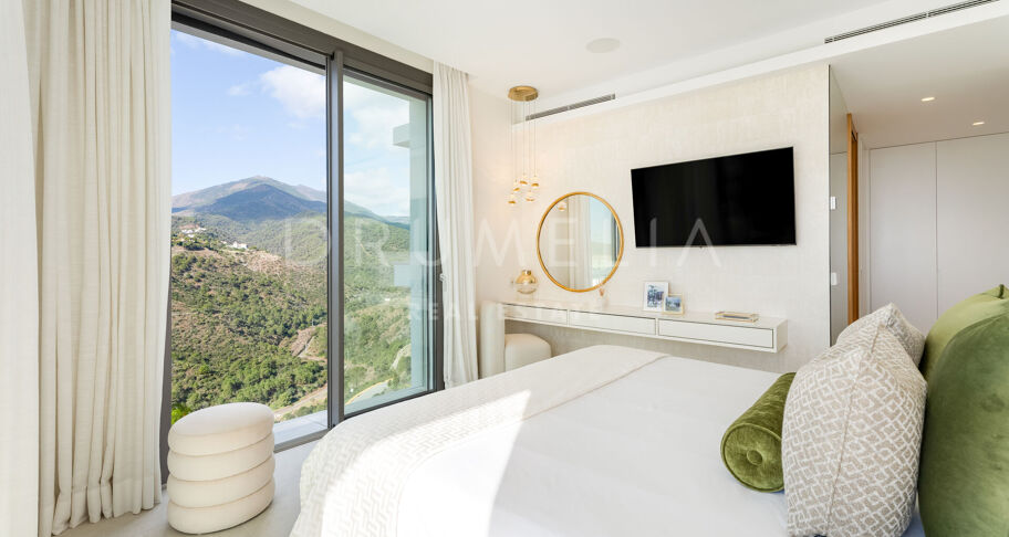 Apartamento en Real de La Quinta con vistas panorámicas