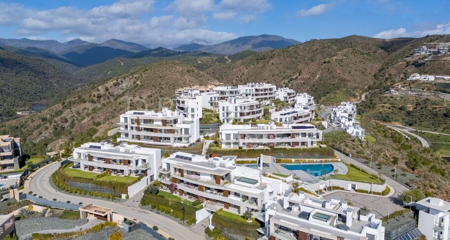 Apartamento en Real de La Quinta con vistas panorámicas